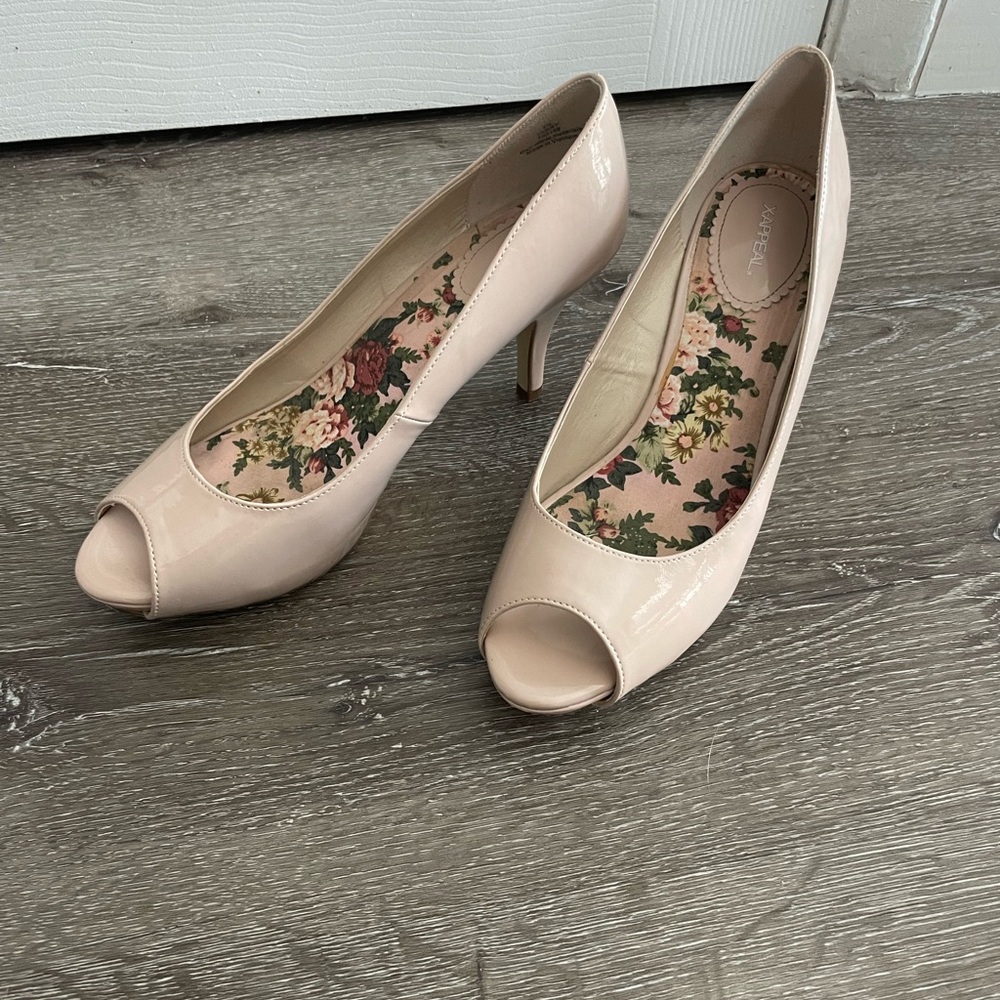 Nude Heels 9 1/2